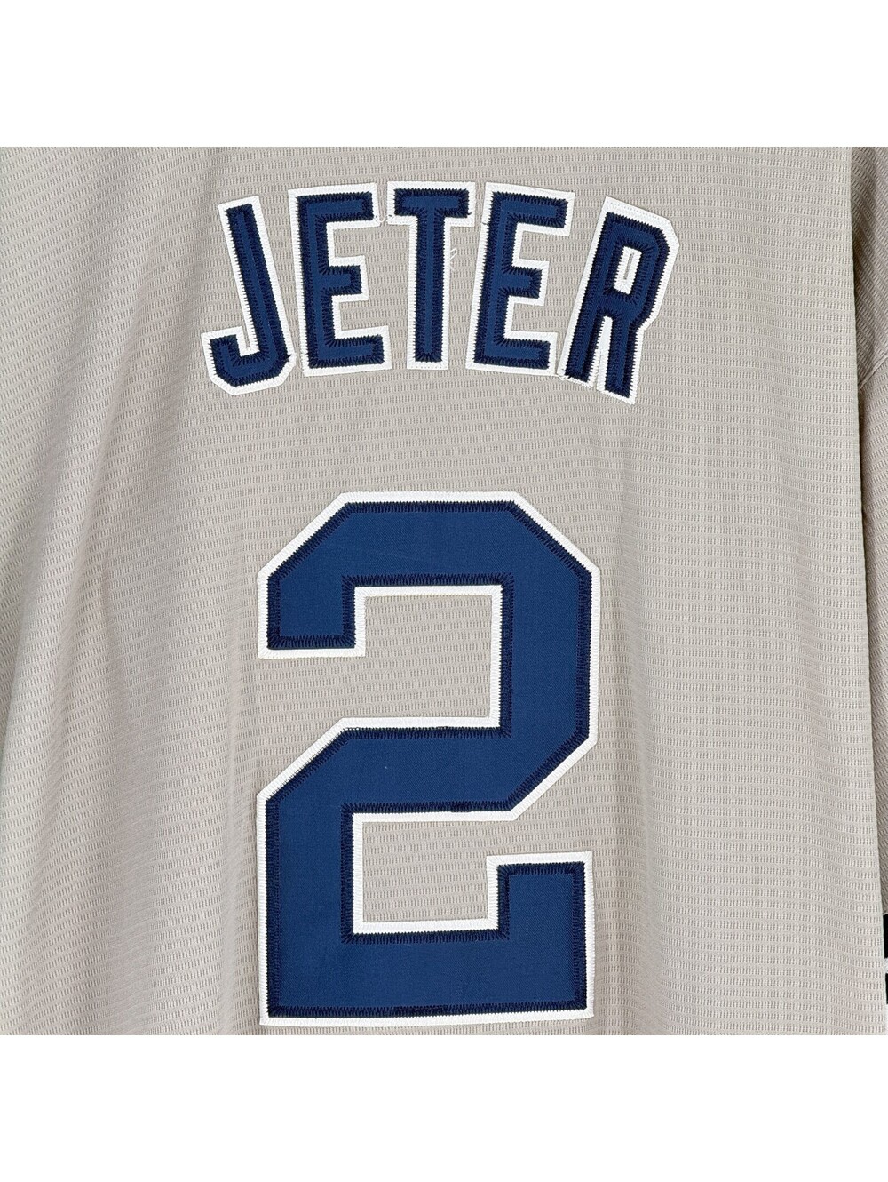Vintage Derek Jeter #2 New York Yankees Majestic Sewn Jersey Mens Small - Picture 8 of 10
